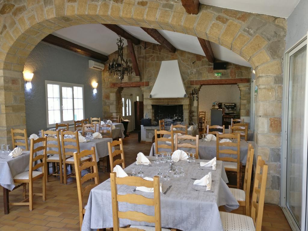 Auberge Du Grand Chene Sillans-la Cascade Exterior photo